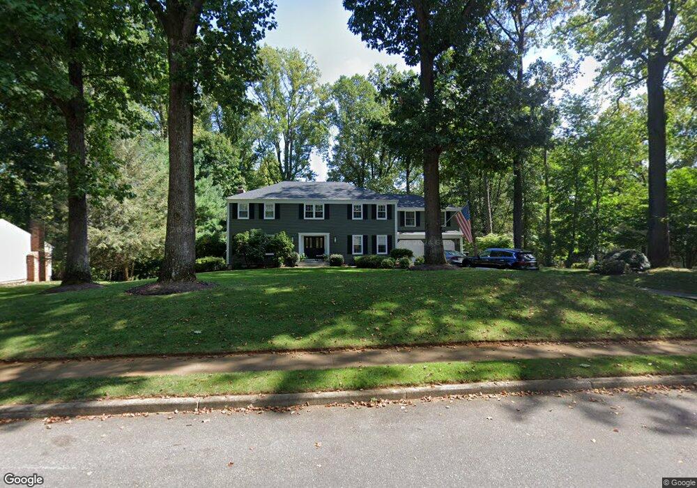 41 Hillyer Cir, Middletown, NJ 07748 - photo 1