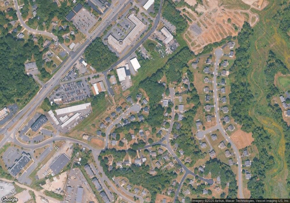 17601 Overlook Rd, Dumfries, VA 22026 - photo 1