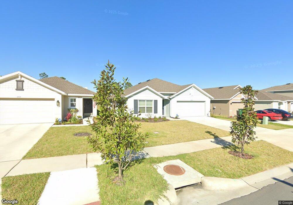 7745 Sail Clover Ln, Zephyrhills, FL 33540 - photo 1