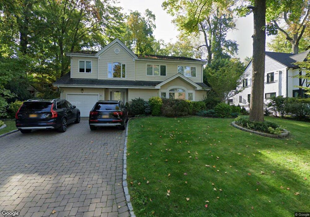 16 Shadow Ln, Great Neck, NY 11021 - photo 1