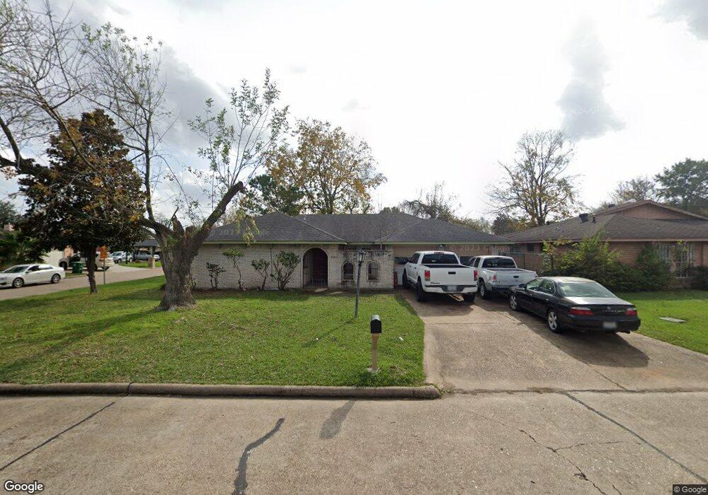 1303 Diplomat Way, Houston, TX 77088 - photo 1