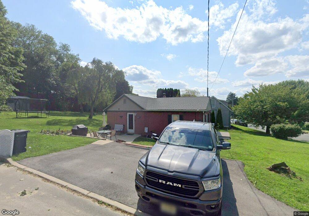 641 Vulcanite Ave, Alpha, NJ 08865 - photo 1