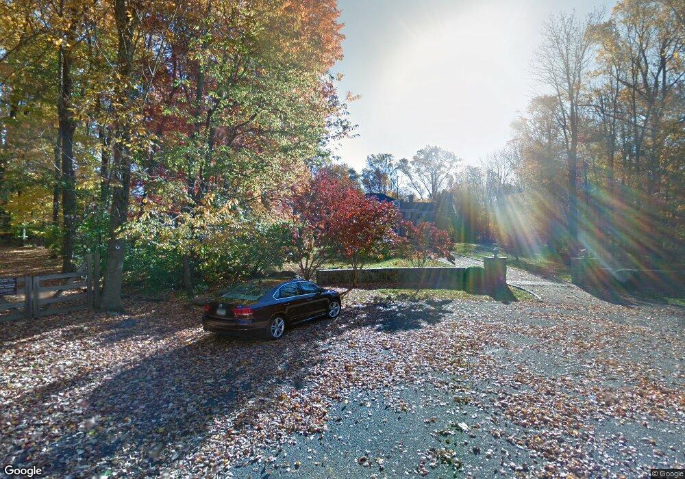 245 High Point Ln, Fairfield, CT 06824 - photo 1