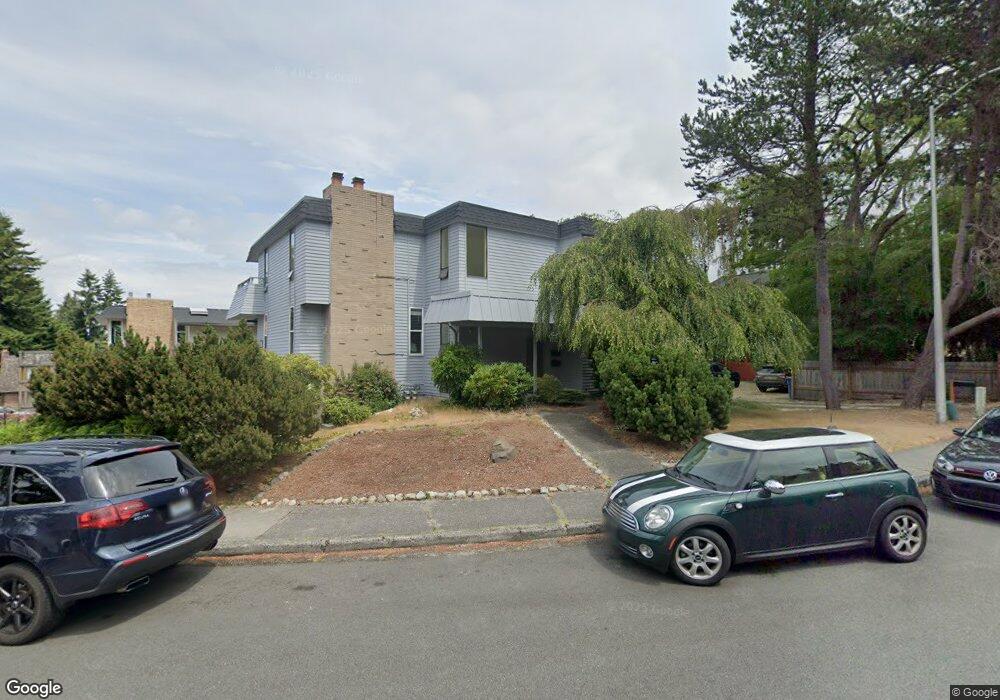 563 Elm Way, Edmonds, WA 98020 - photo 1