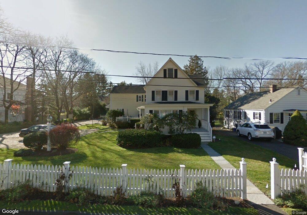 39 Park Place unit 1, New Canaan, CT 06840 - photo 1