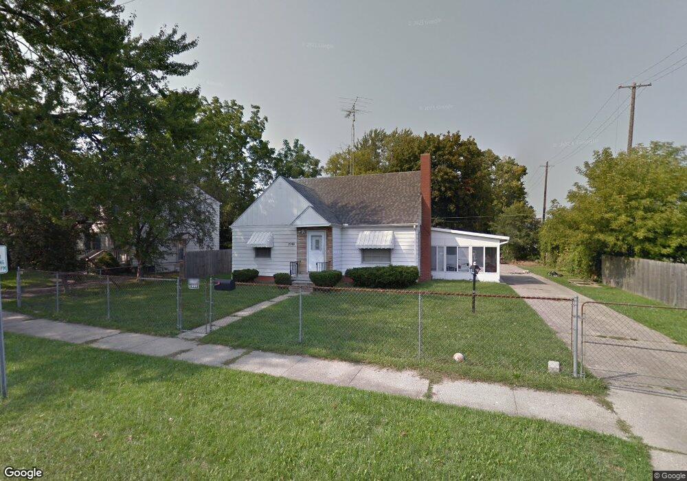 2705 Macomber St, Flint, MI 48503 - photo 1