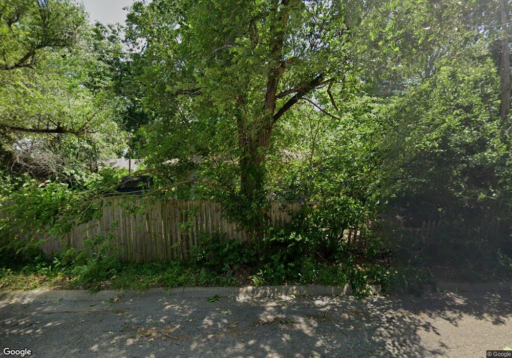 3320 SW Tara Ave, Topeka, KS 66611 - photo 1