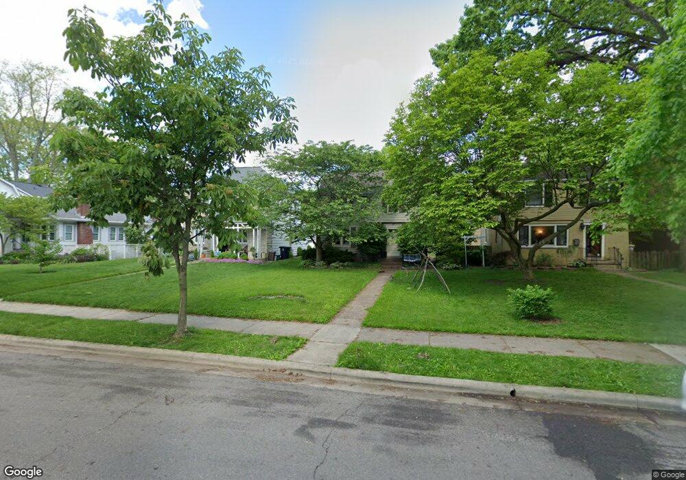 876 S Cassingham Rd, Columbus, OH 43209 - photo 1