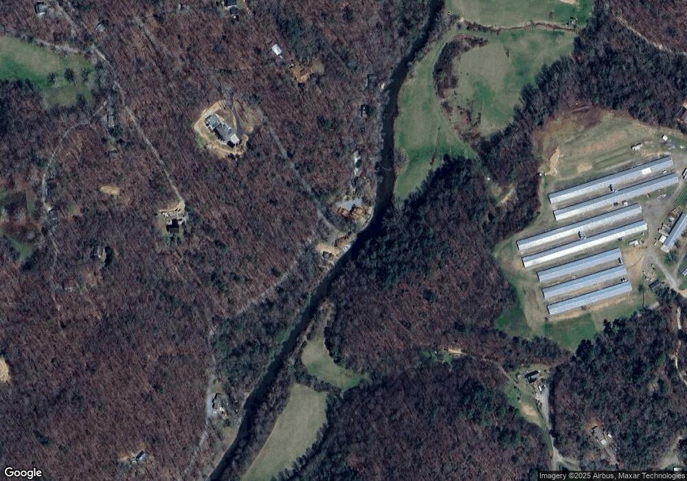 525 Davis Rd, Ellijay, GA 30540 - photo 1