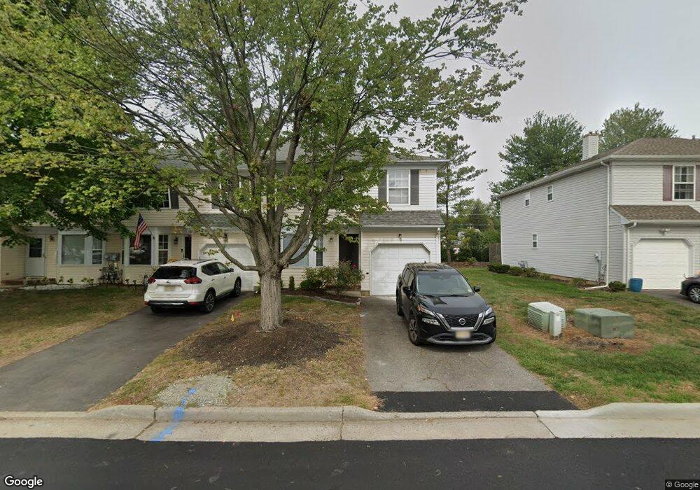 8 Birchwood Ct, Middlesex, NJ 08846 - photo 1