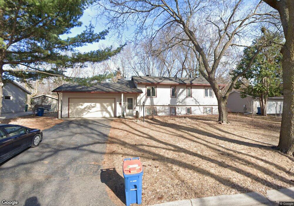 10172 Quaker Ln N, Maple Grove, MN 55369 - photo 1