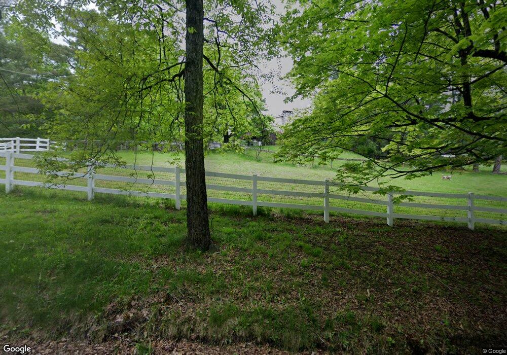 133 Johnny Bee Rd, Dingmans Ferry, PA 18328 - photo 1