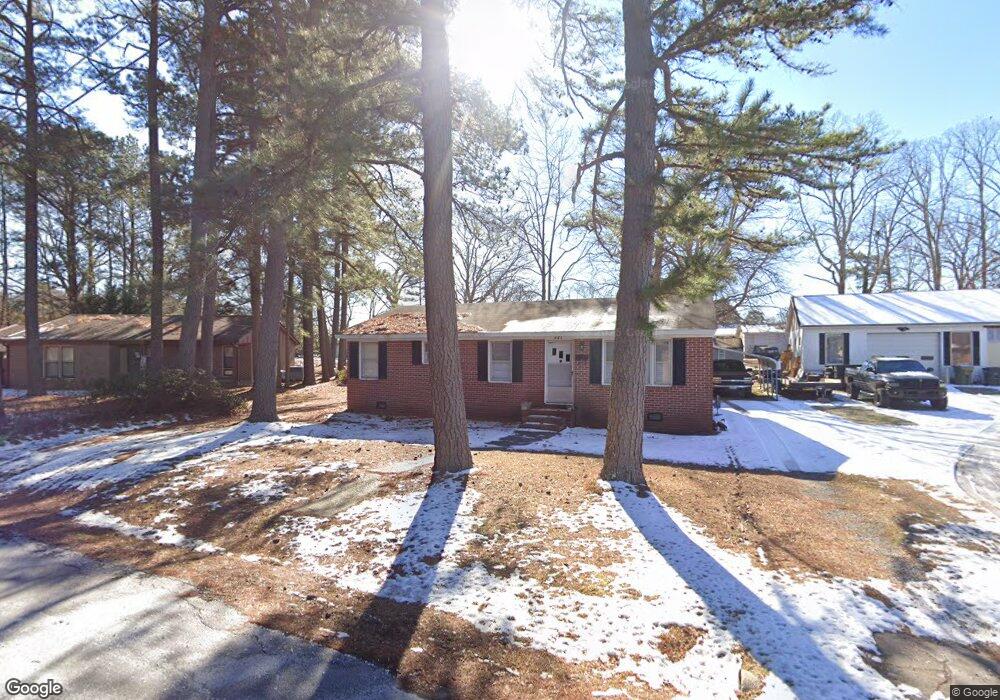 121 Westover Dr, Roanoke Rapids, NC 27870 - photo 1