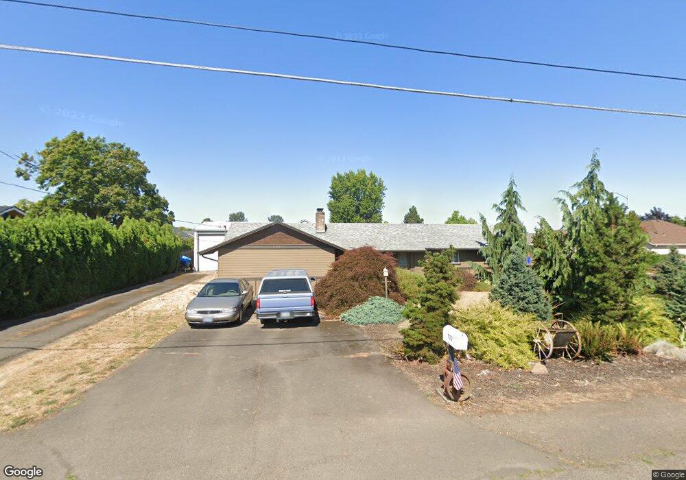 722 N Molalla Ave, Molalla, OR 97038 - photo 1