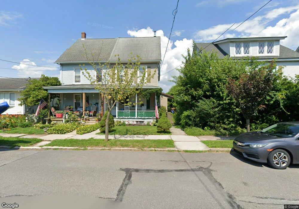 915 Center St, Jim Thorpe, PA 18229 - photo 1