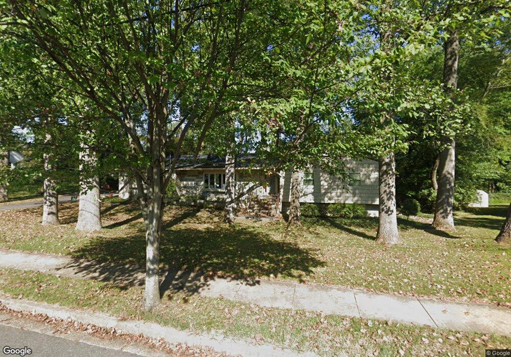 604 Abbott Ln, Falls Church, VA 22046 - photo 1