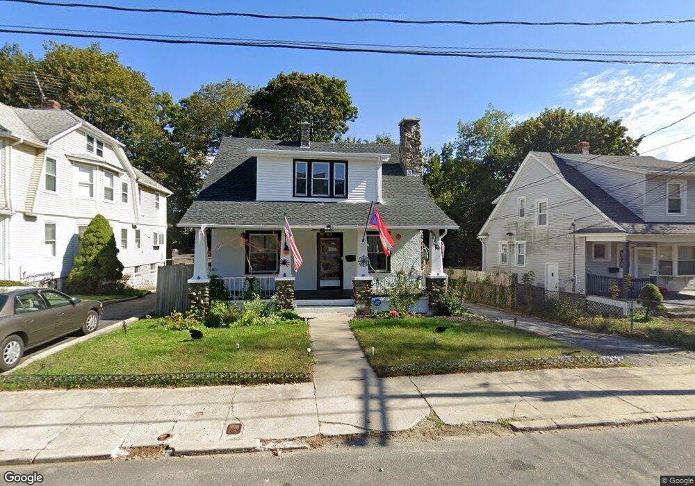 32 Clifton Ave, Waterbury, CT 06710 - photo 1