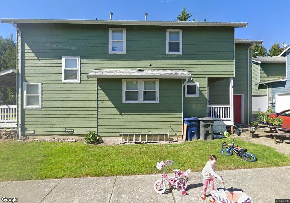7911 Port Susan Place unit 5, Stanwood, WA 98292 - photo 1
