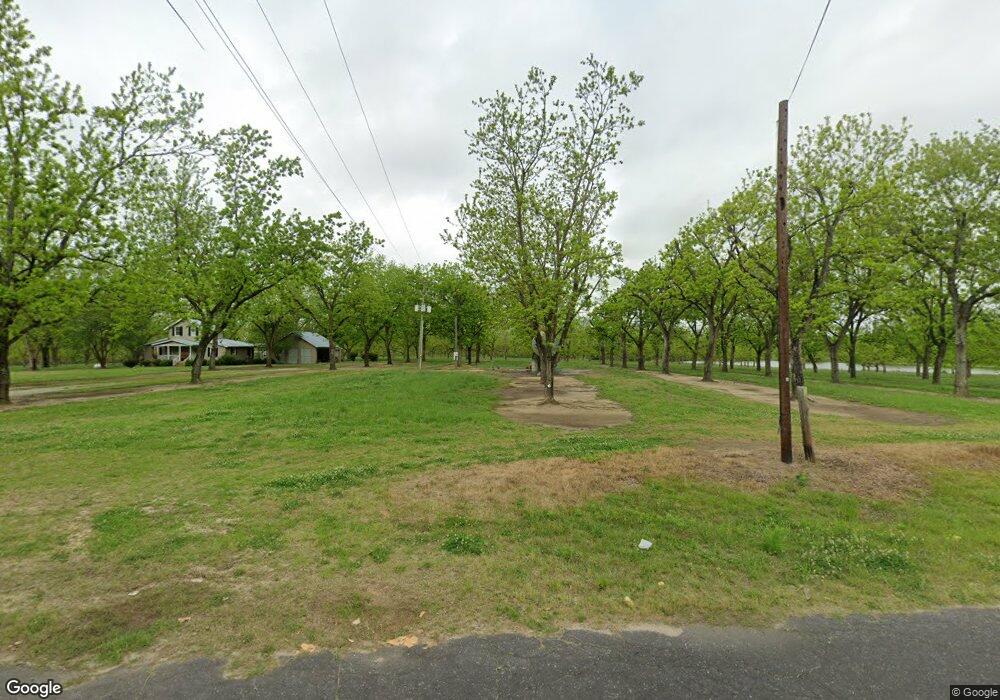 402 Demott Subdivision Rd, Moultrie, GA 31768 - photo 1