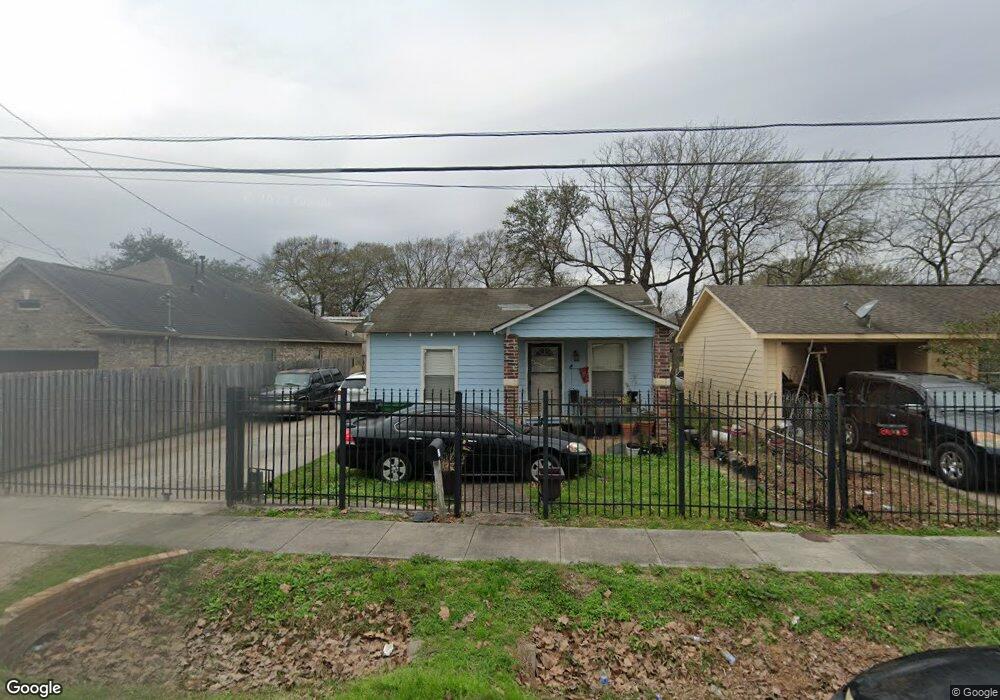 8307 Melrose St, Houston, TX 77022 - photo 1