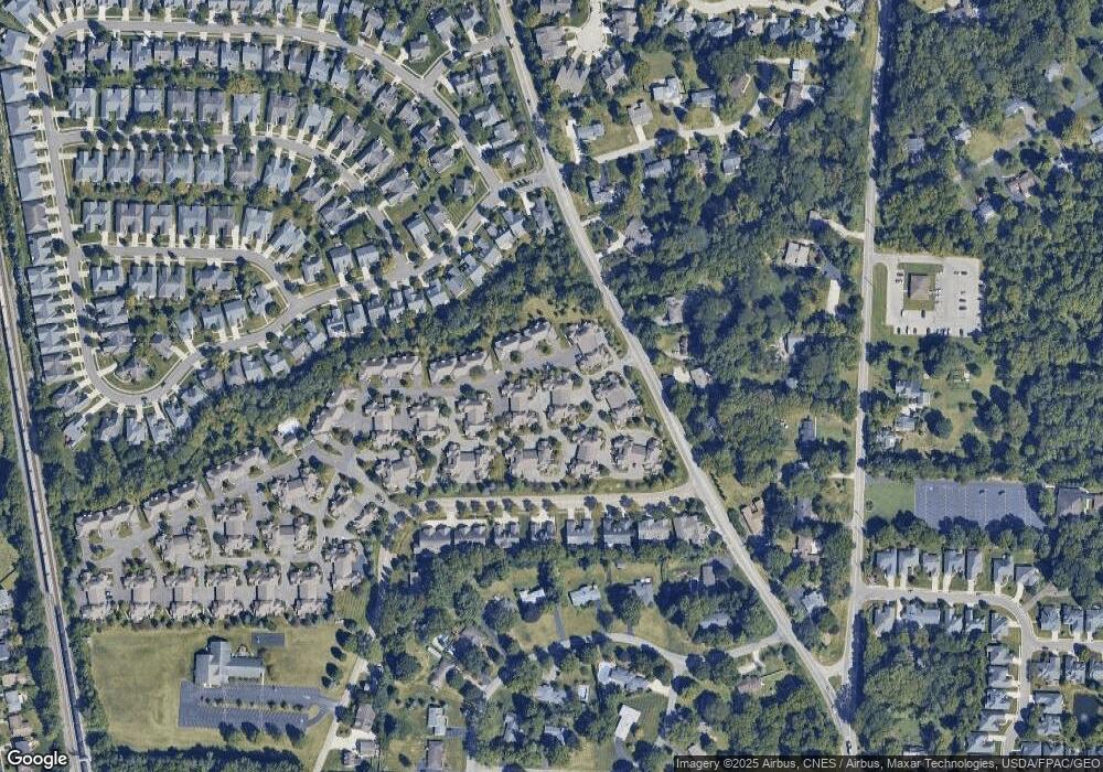 888 White Willow Ln unit 888, Columbus, OH 43235 - photo 1