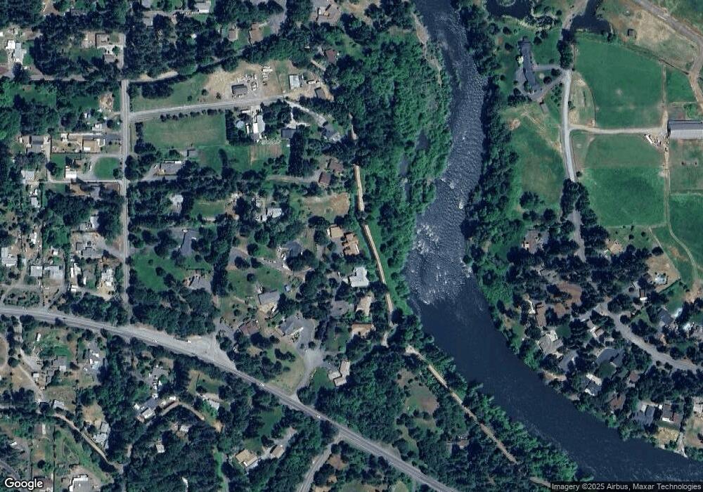 175 Royal View Ln, Grants Pass, OR 97527 - photo 1