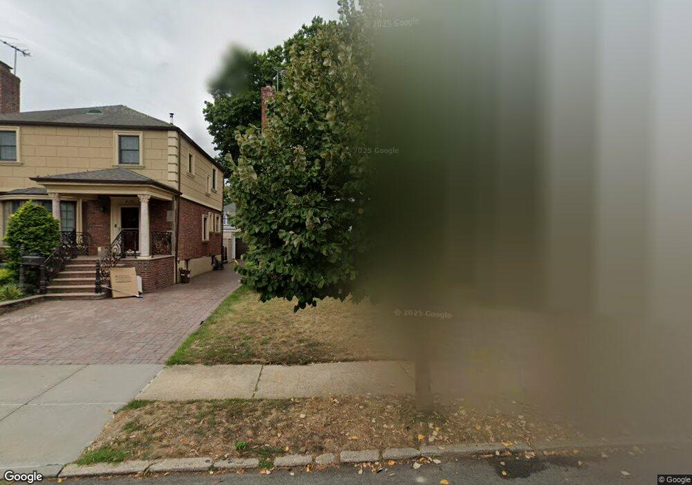 8148 192nd St, Hollis, NY 11423 - photo 1