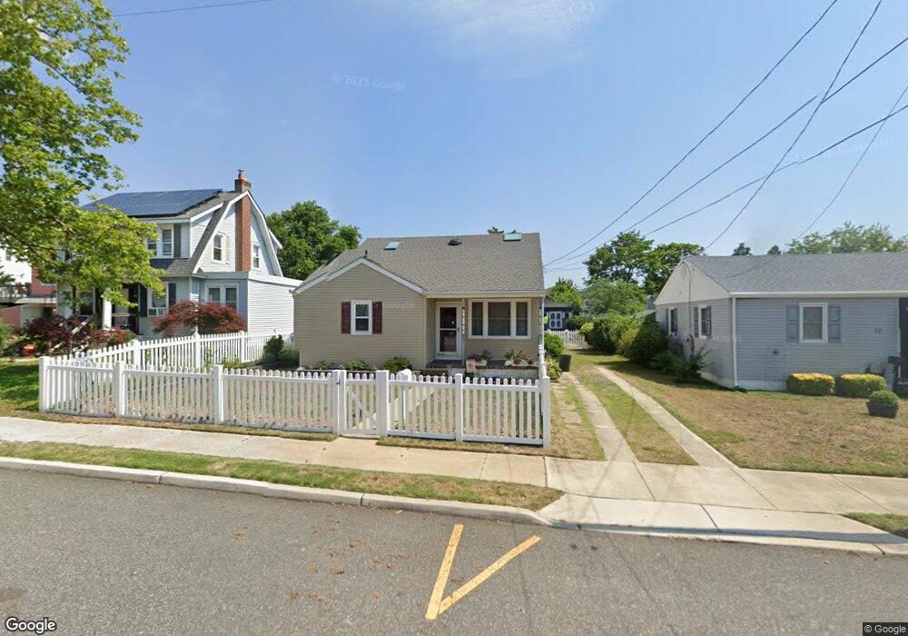 27 E Connecticut Ave, Somers Point, NJ 08244 - photo 1