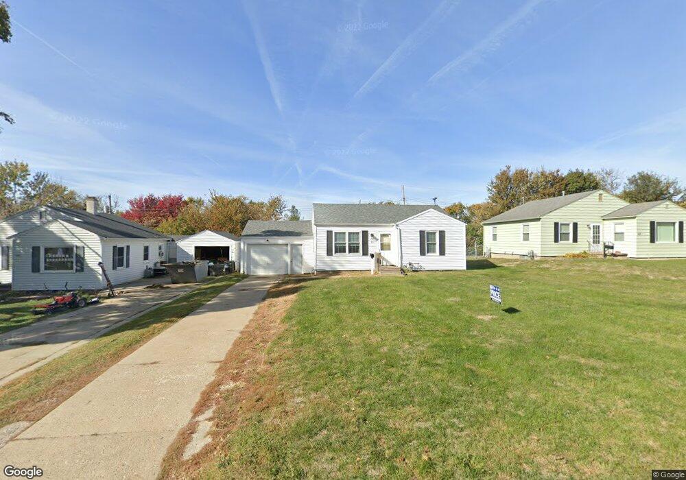 501 E 20th St S, Newton, IA 50208 - photo 1