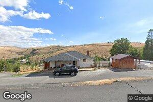 403 Staats Ave, Maupin, OR 97037