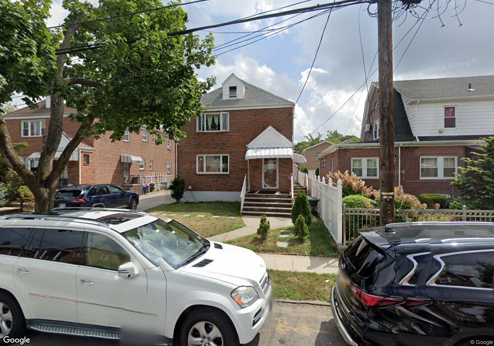 4735 160th St, Flushing, NY 11358 - photo 1