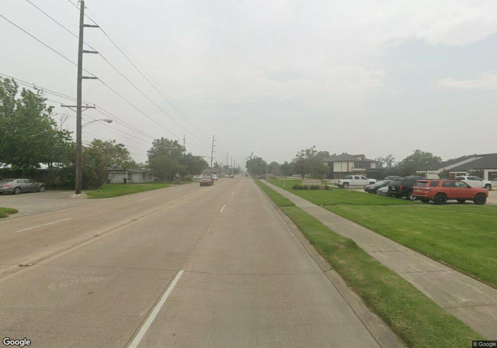 2212 N Lake St, Lake Charles, LA 70601 - photo 1