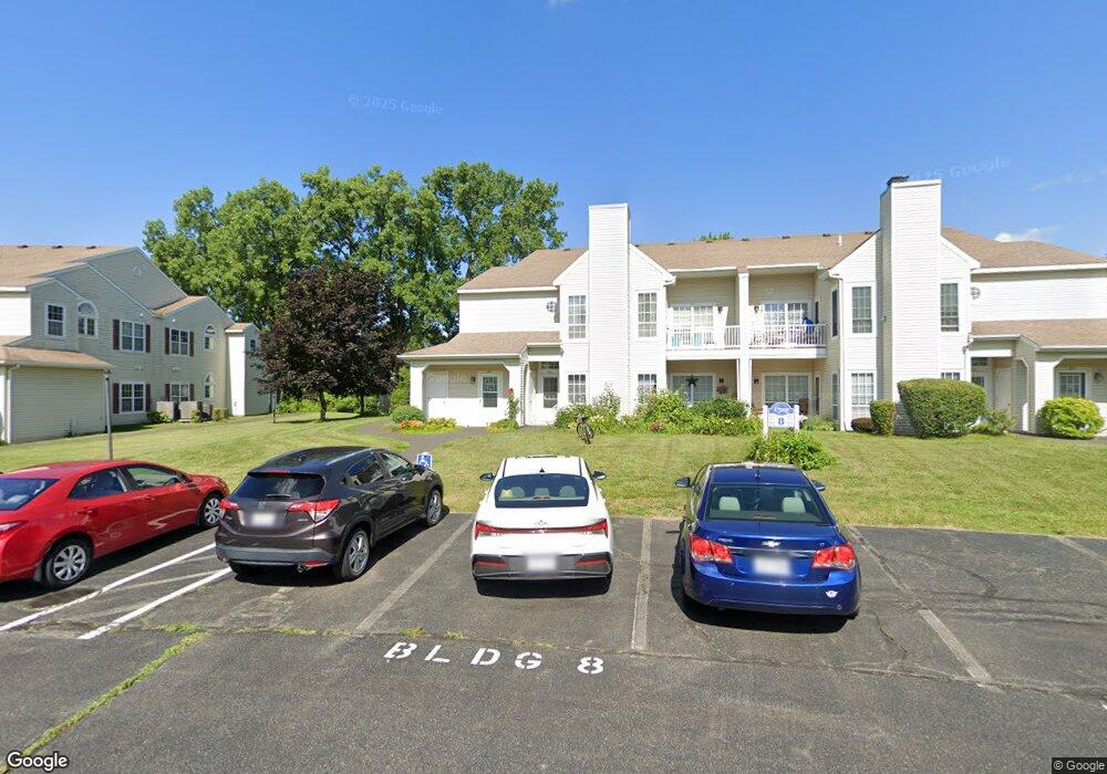 821 Ridge Cir unit Highpointe condomini, Troy, NY 12182 - photo 1