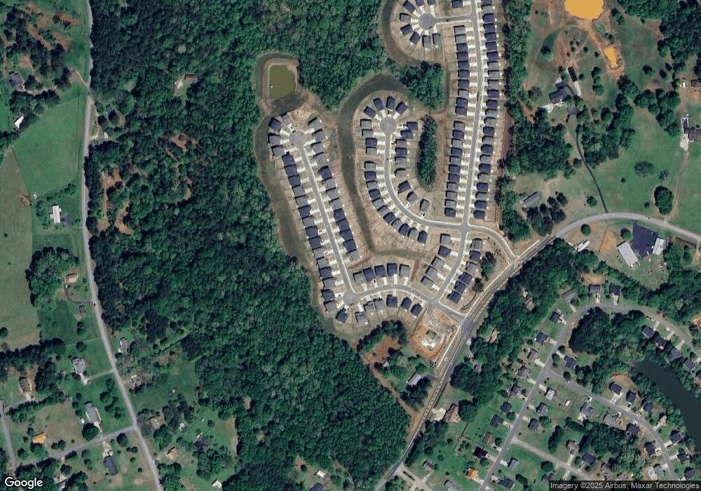 158 Hackberry Ave, Commerce, GA 30529 - photo 1