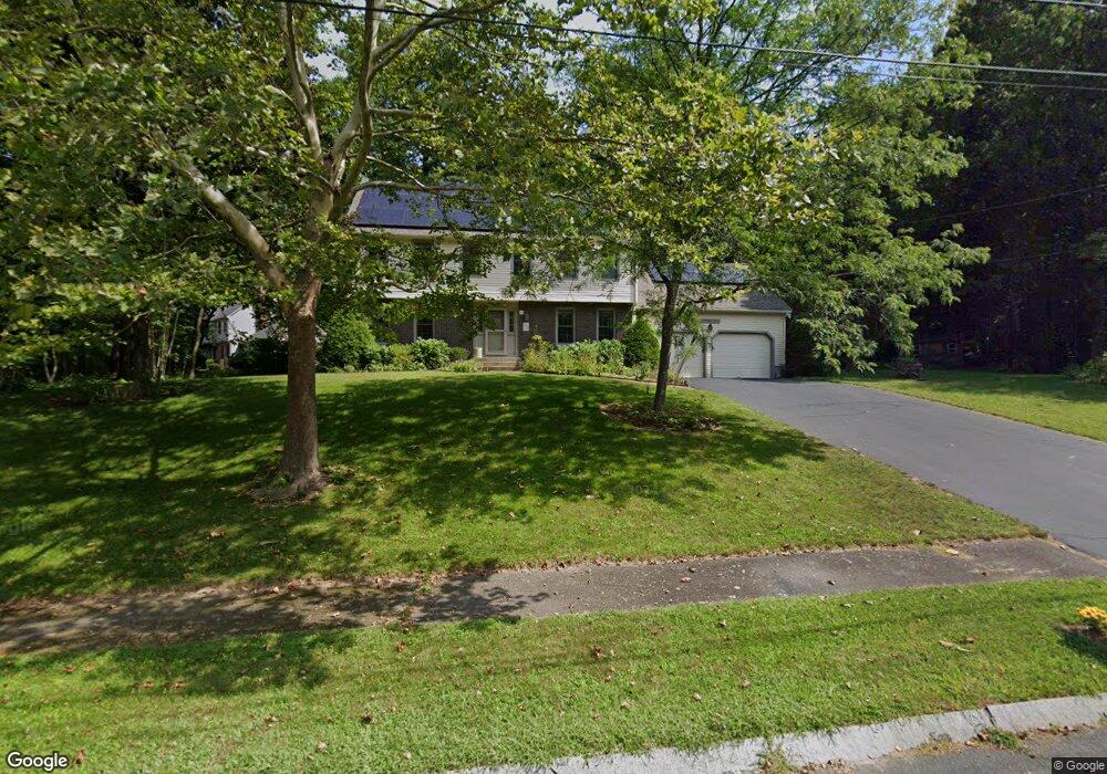 2 Simmons Cir, Franklin, MA 02038 - photo 1