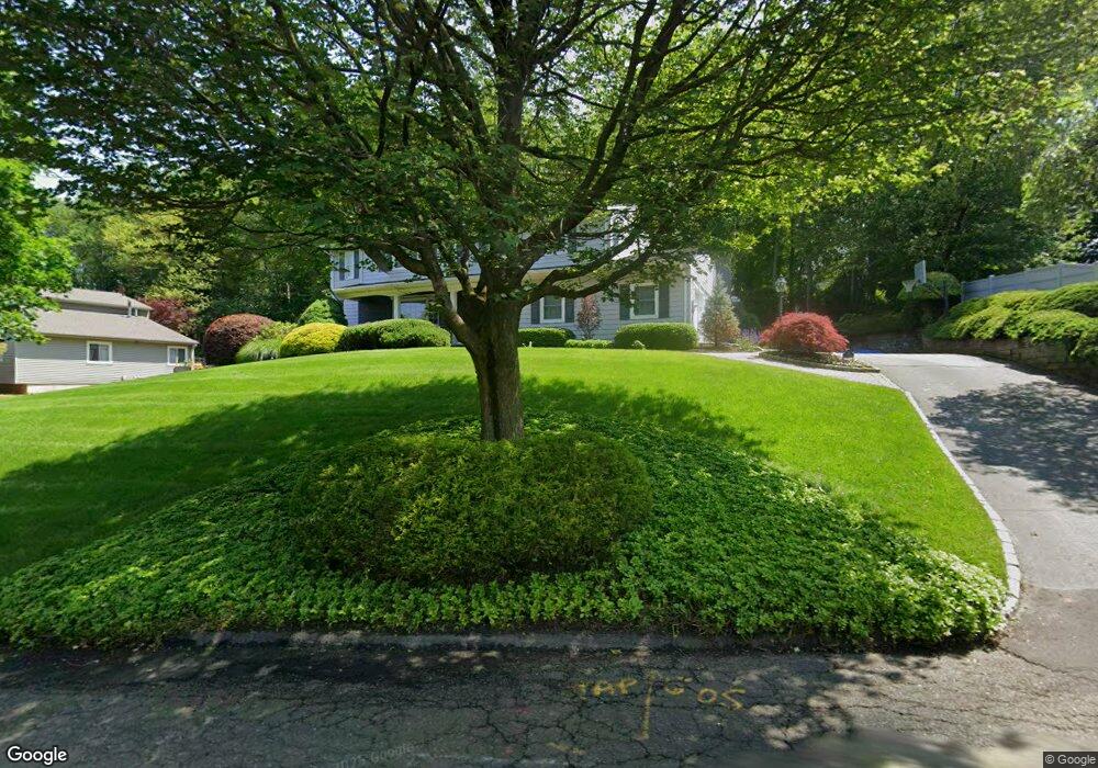 215 Waters Edge, Valley Cottage, NY 10989 - photo 1