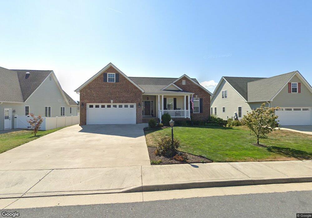 10 Mahogany Dr, Stuarts Draft, VA 24477 - photo 1