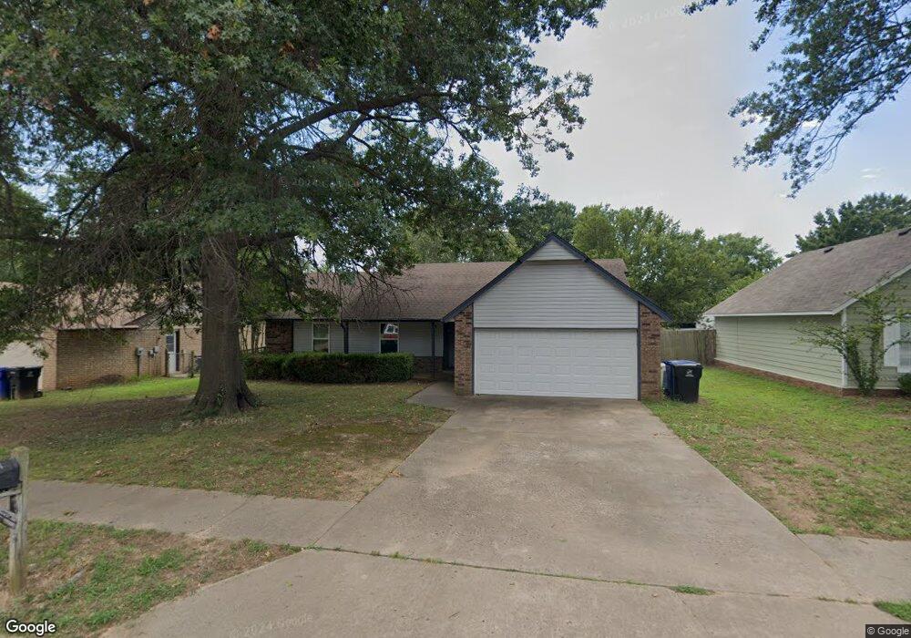 1305 W Jefferson St, Broken Arrow, OK 74011 - photo 1