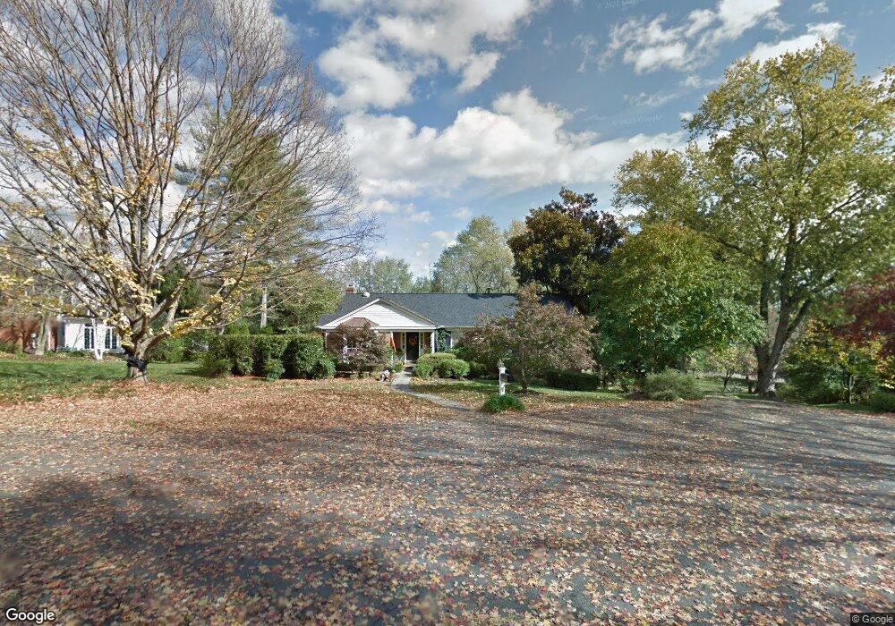 913 Rail Ct, McLean, VA 22102 - photo 1