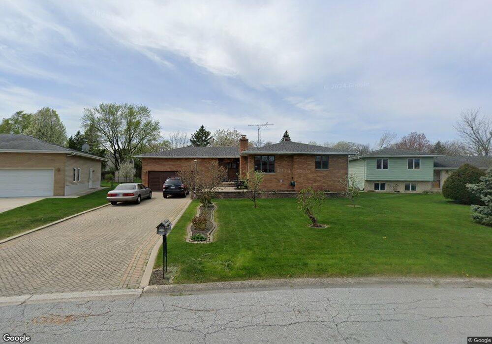 8748 Mathews Ln, Crown Point, IN 46307 - photo 1