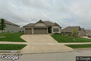 429 Freemont Dr, Lawrence, KS 66049