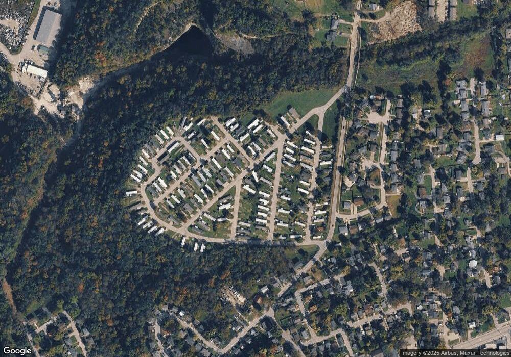 125 Commodore Dr, Frankfort, KY 40601 - photo 1