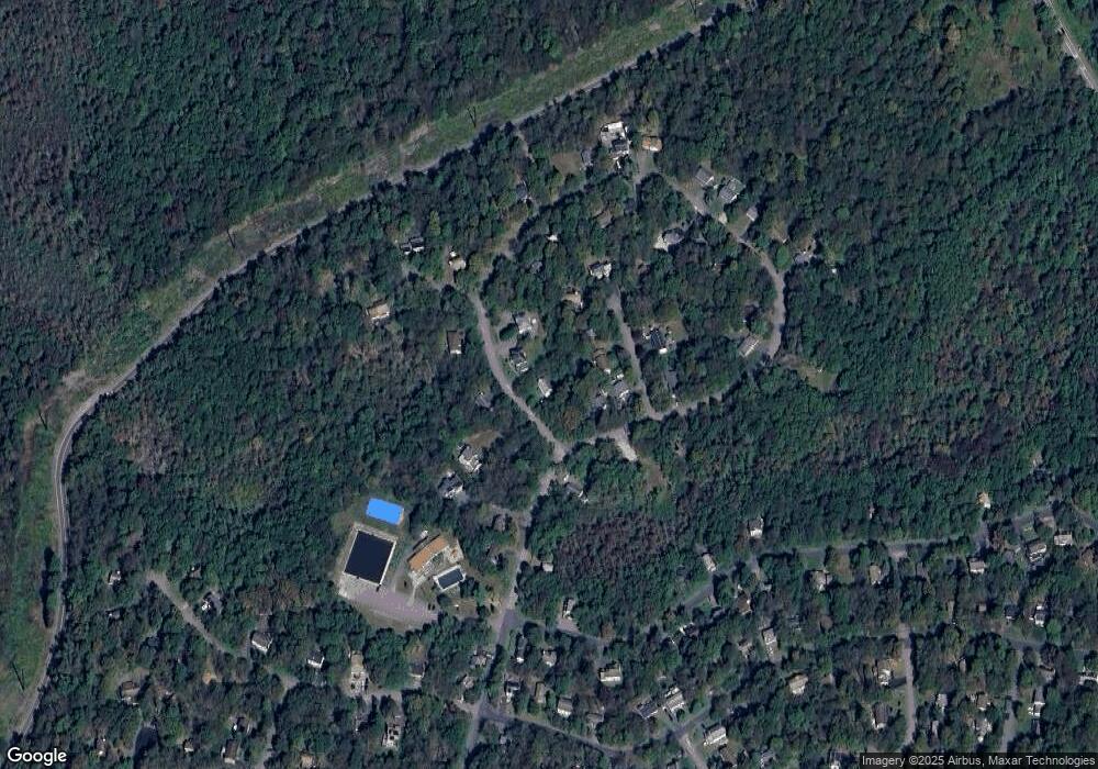 9700 Stony Hollow Cir, Tobyhanna, PA 18466 - photo 1