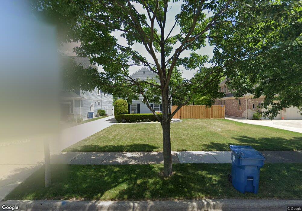 229 N Geneva Ave, Elmhurst, IL 60126 - photo 1