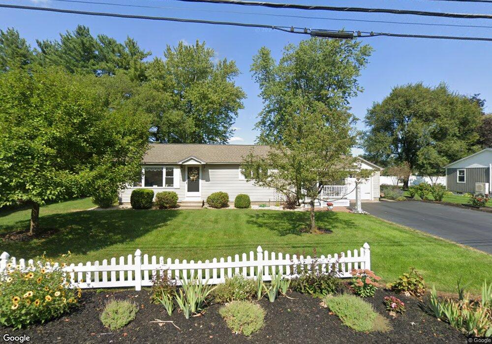 4 Bishop St, MerriMacK, NH 03054 - photo 1