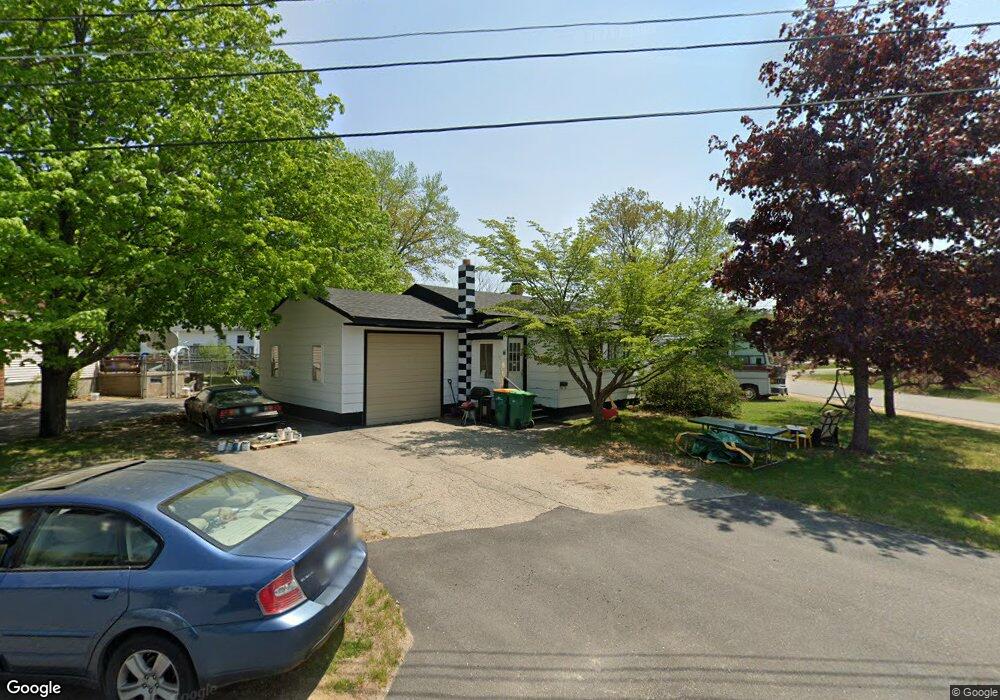 1 5th St, Rochester, NH 03867 - photo 1