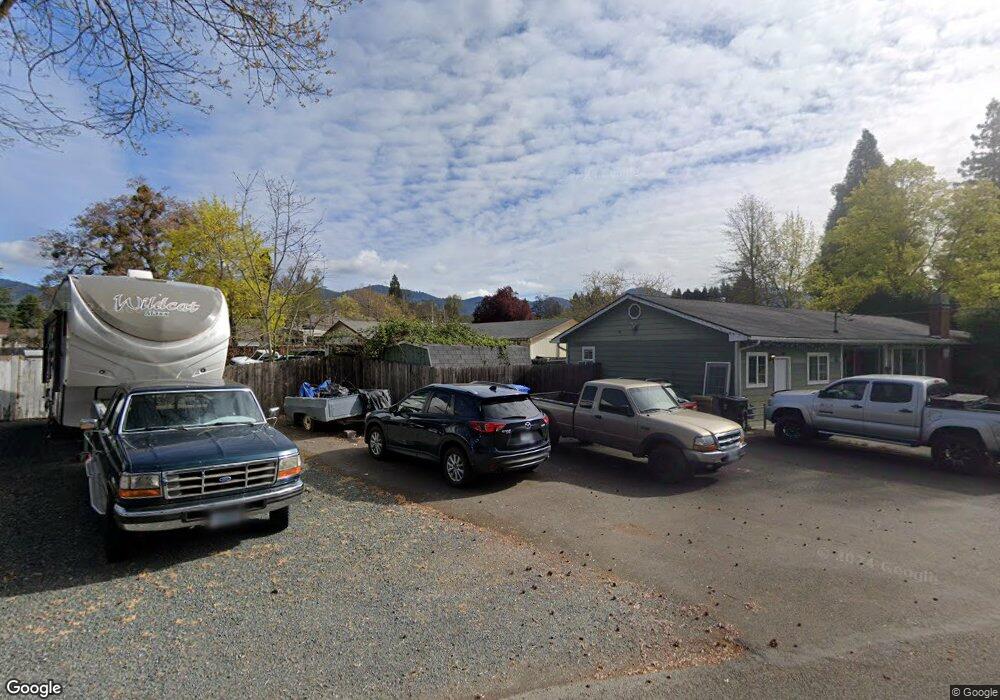 1441 SE Portola Dr, Grants Pass, OR 97526 - photo 1