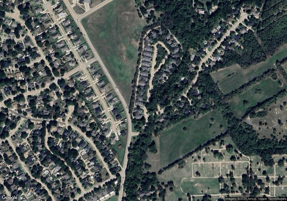 707 Oak Creek Ct, Ennis, TX 75119 - photo 1