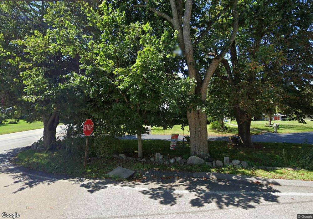 2 Bellingham Rd, Blackstone, MA 01504 - photo 1