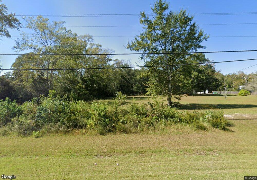 9227 Hwy 613, Moss Point, MS 39562 - photo 1